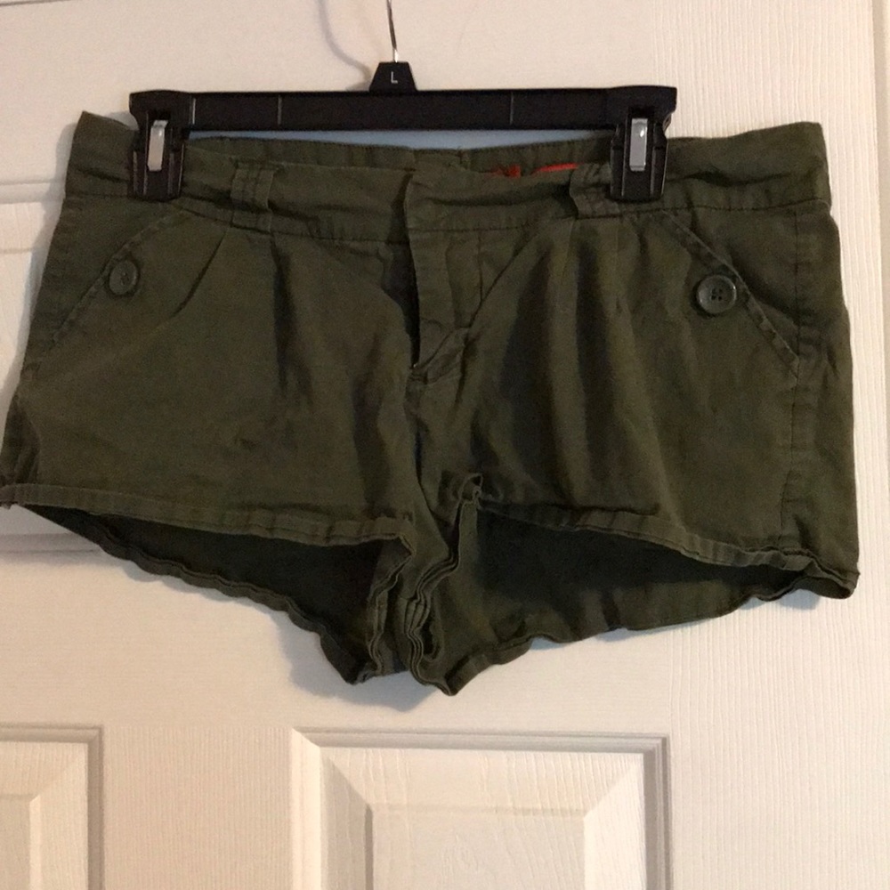 Green khaki booty shorts